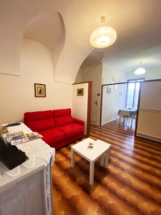 Central Apartment Dolceacqua Ngoại thất bức ảnh