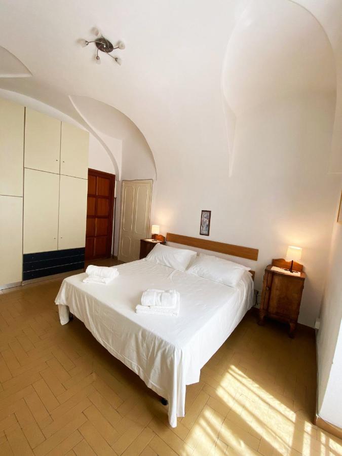 Central Apartment Dolceacqua Ngoại thất bức ảnh